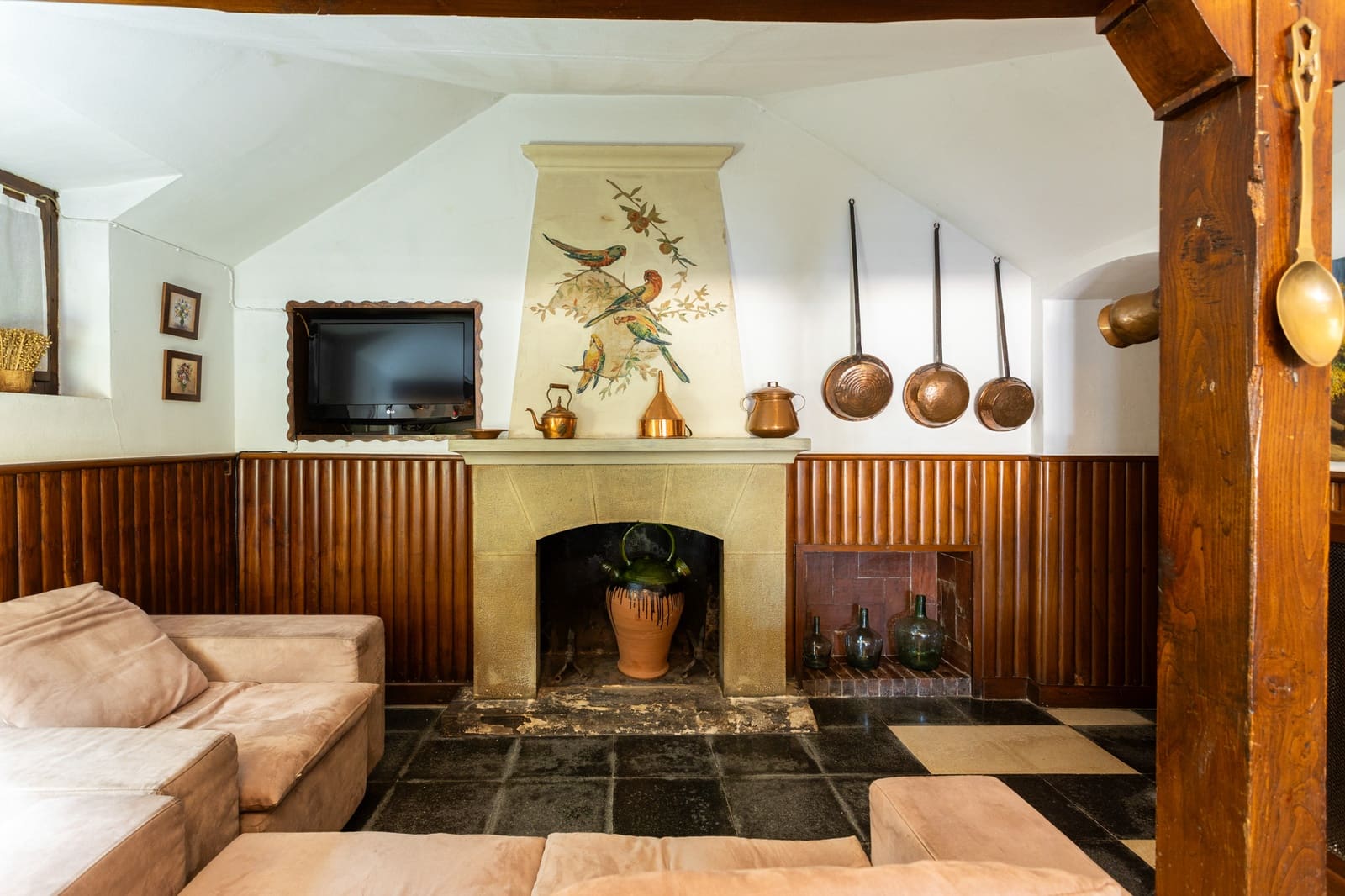 25 bedroom Hotel for sale in Viladrau with pool garage - € 1,690,000 (Ref: 9956570)