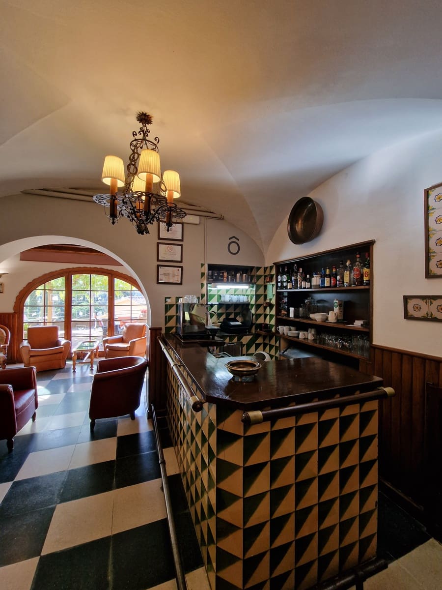 25 bedroom Hotel for sale in Viladrau with pool garage - € 1,690,000 (Ref: 9956570)
