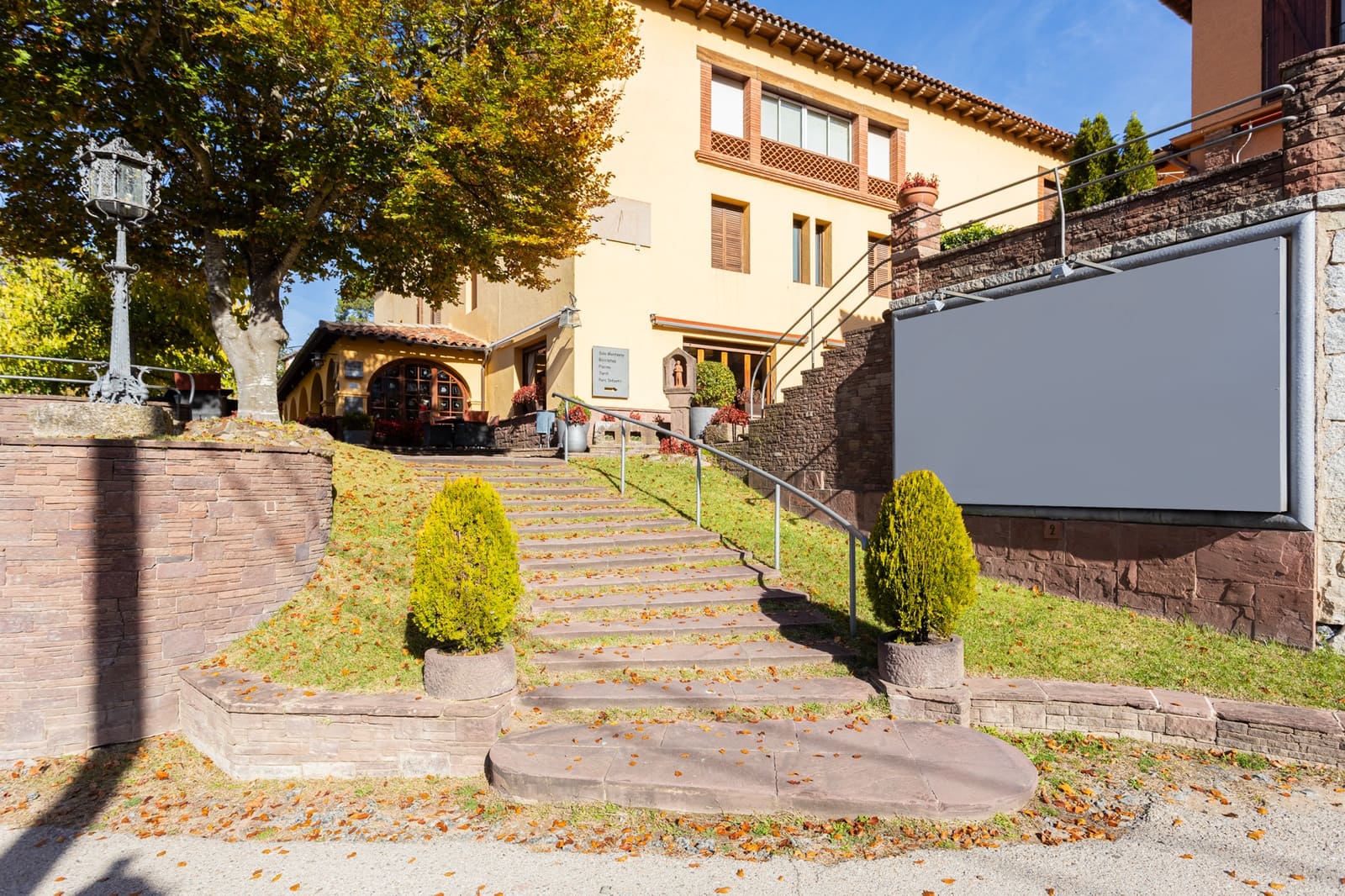25 bedroom Hotel for sale in Viladrau with pool garage - € 1,690,000 (Ref: 9956570)