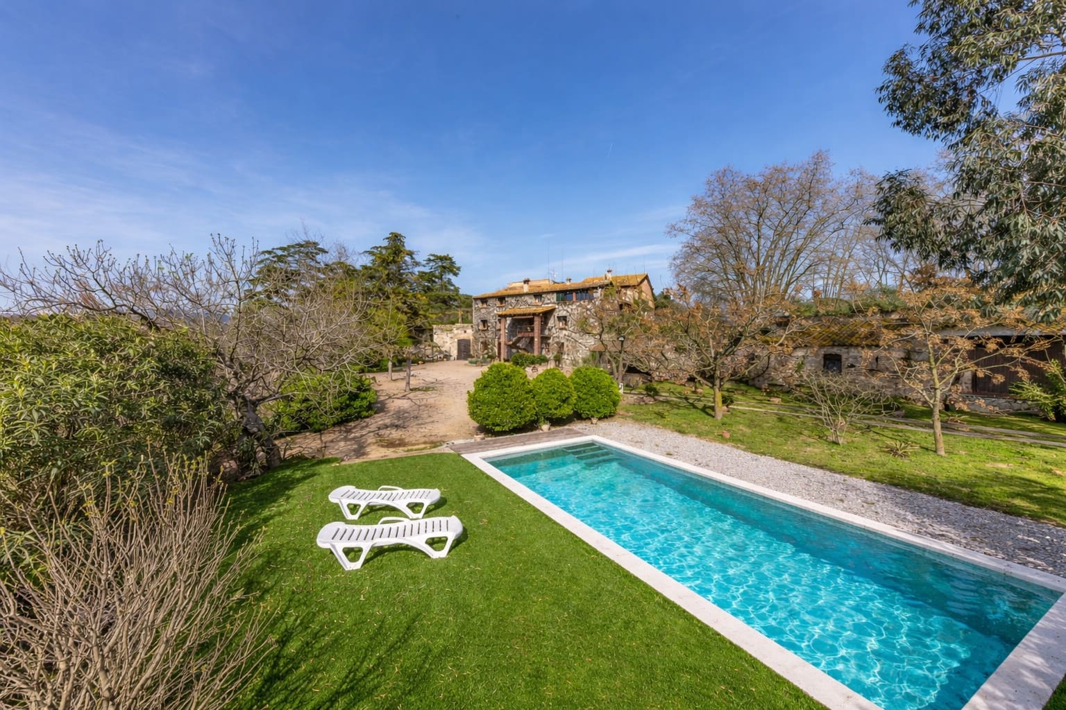 Finca/Casa Rural de 18 habitaciones en Llagostera en venta con piscina garaje - 4.700.000 € (Ref: 9958484)