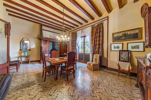 Finca/Casa Rural de 18 habitaciones en Llagostera en venta con piscina garaje - 4.700.000 € (Ref: 9958484)