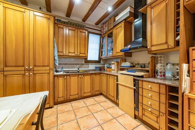 8 slaapkamer Appartement te koop in El Barri Gòtic, Barcelona stad - € 1.650.000 (Ref: 9958493)
