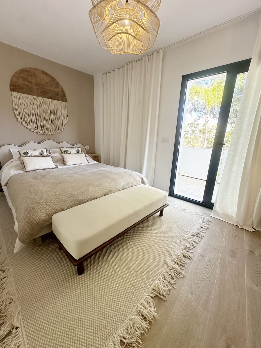 3 sypialnia Apartament na sprzedaż w Estepona z basenem garażem - 495 000 € (Ref: 9249096)