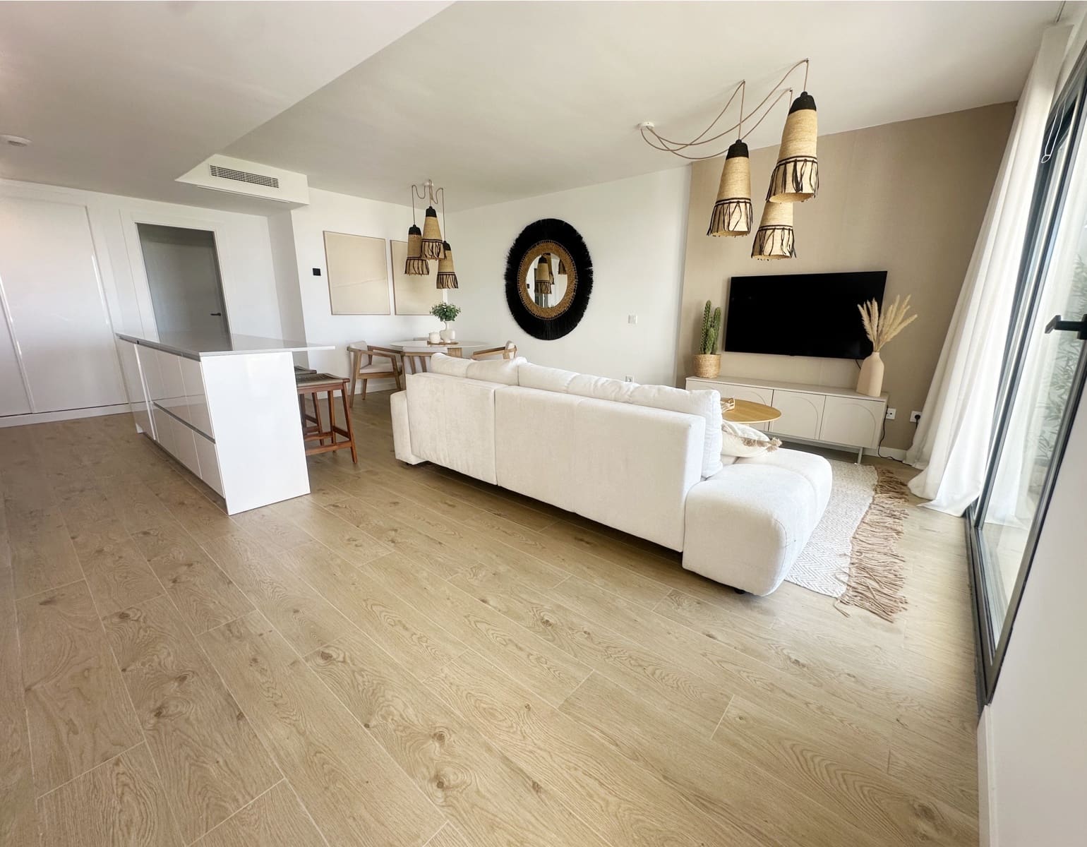 3 sypialnia Apartament na sprzedaż w Estepona z basenem garażem - 495 000 € (Ref: 9249096)