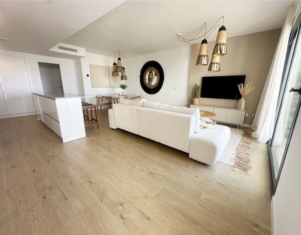 3 sypialnia Apartament na sprzedaż w Guadalobón, Estepona z basenem garażem - 495 000 € (Ref: 9249096)