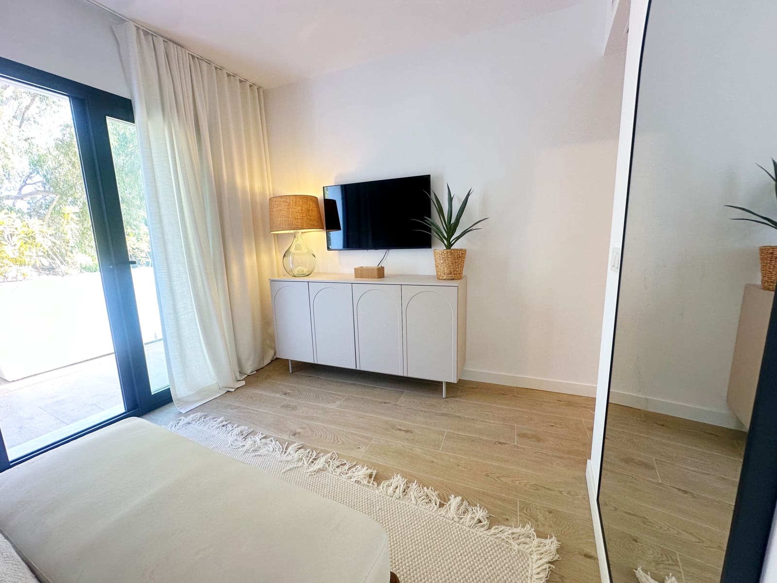 3 sypialnia Apartament na sprzedaż w Estepona z basenem garażem - 495 000 € (Ref: 9249096)