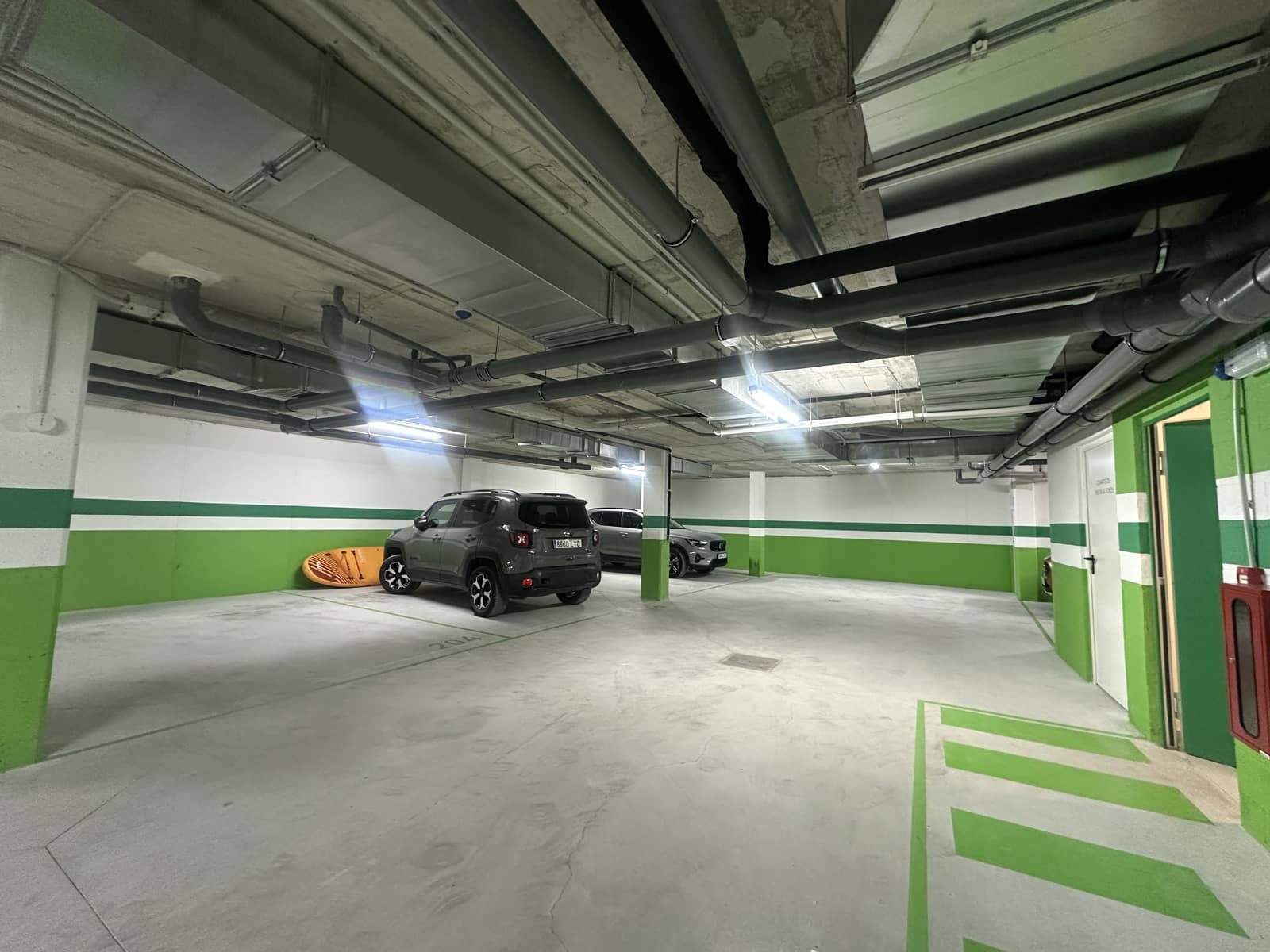 3 sypialnia Apartament na sprzedaż w Estepona z basenem garażem - 495 000 € (Ref: 9249096)