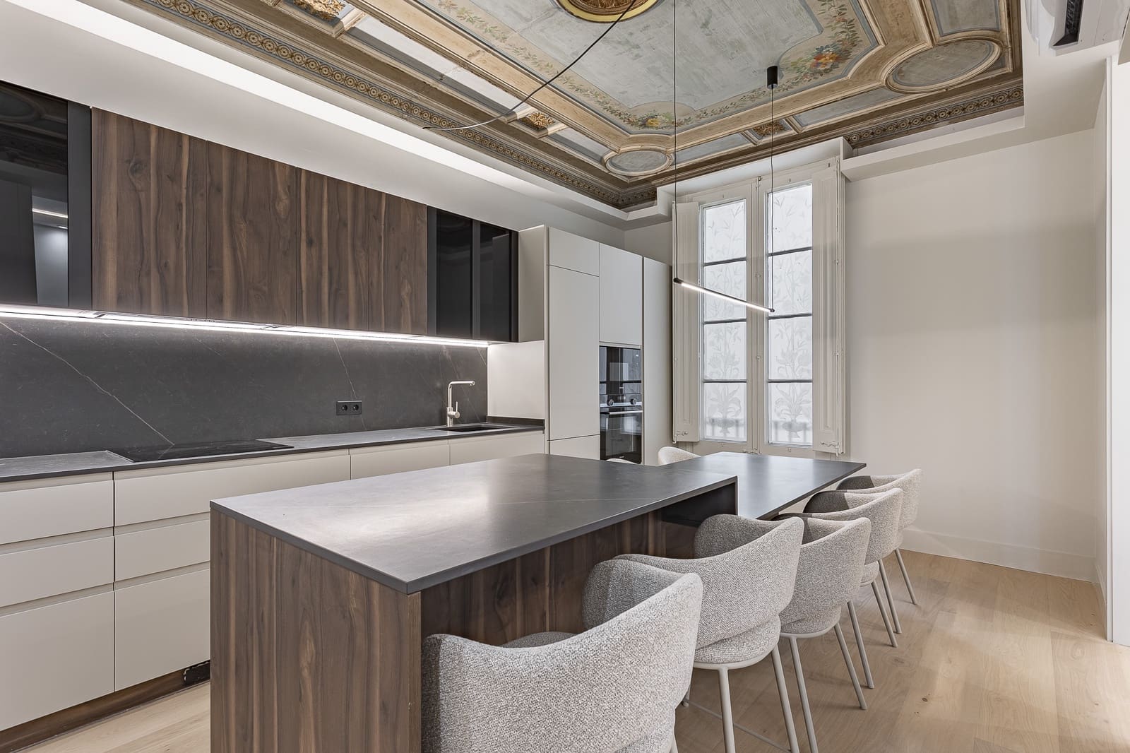 2 soveværelse Lejlighed til salg i Barcelona by - € 1.190.000 (Ref: 9274731)