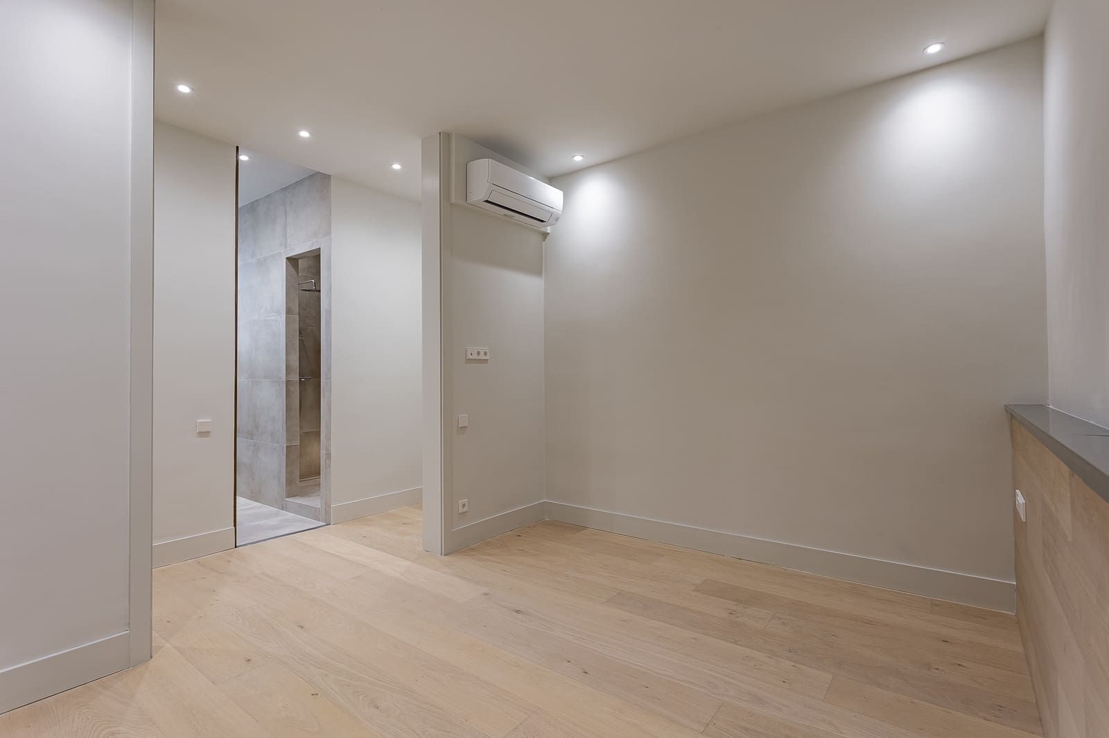 2 soveværelse Lejlighed til salg i Barcelona by - € 1.190.000 (Ref: 9274731)