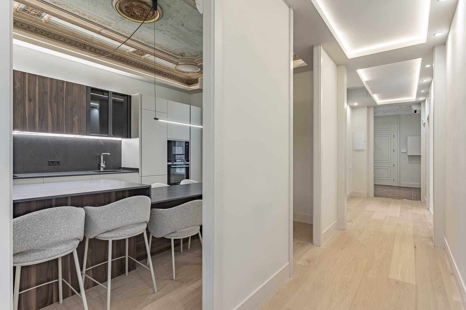 2 soveværelse Lejlighed til salg i Barcelona by - € 1.190.000 (Ref: 9274731)