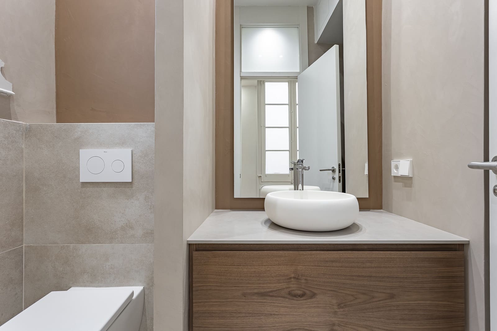 2 soveværelse Lejlighed til salg i Barcelona by - € 1.190.000 (Ref: 9274731)