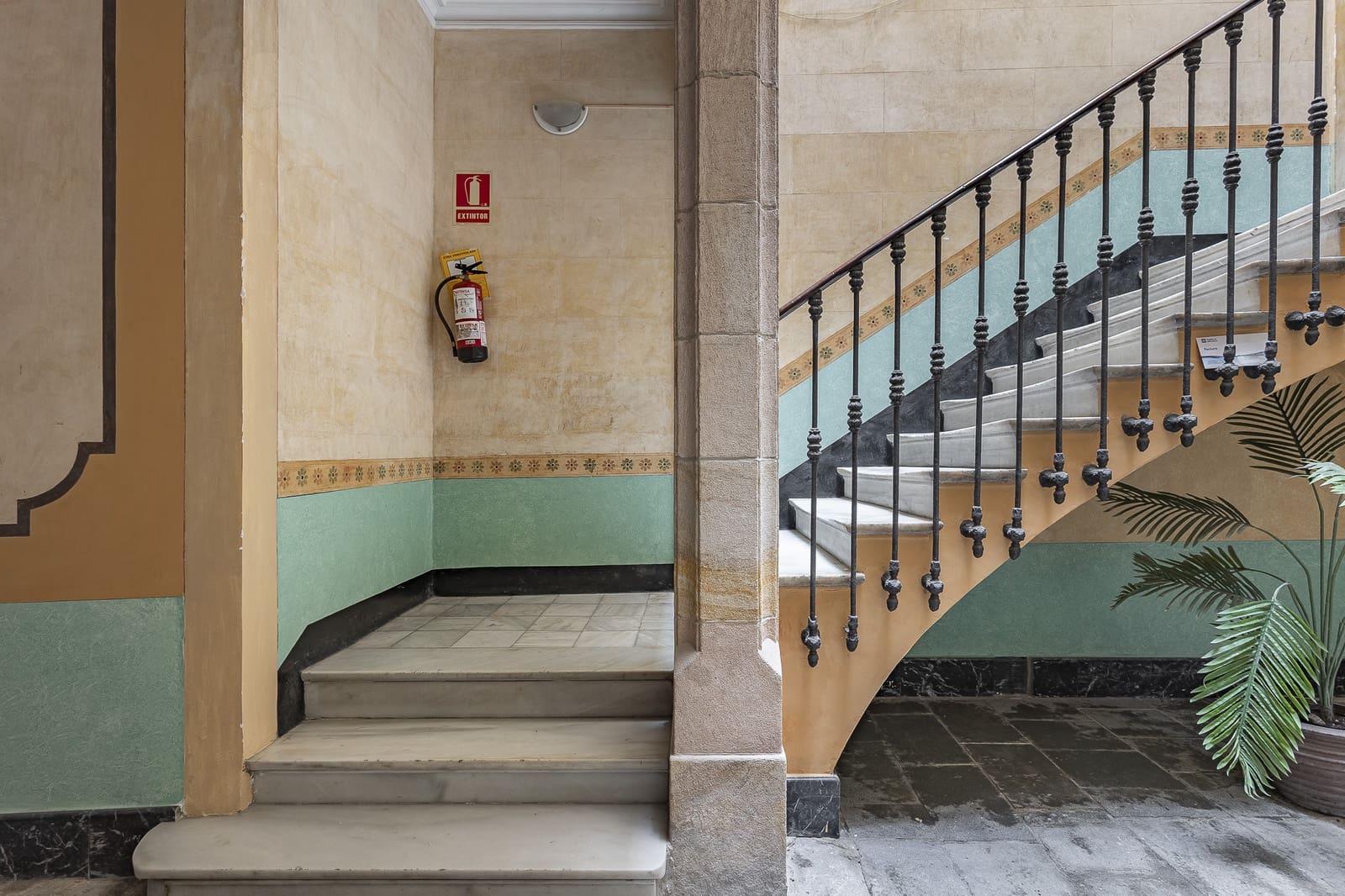 2 soveværelse Lejlighed til salg i Barcelona by - € 1.190.000 (Ref: 9274731)