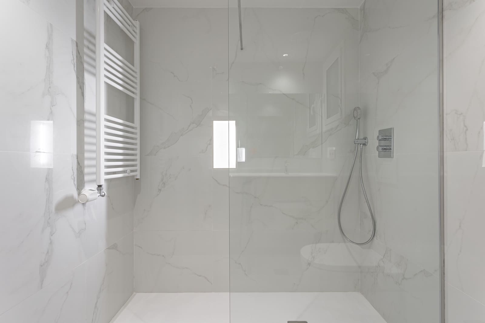 Piso de 6 habitaciones en Barcelona ciudad en venta con garaje - 1.495.000 € (Ref: 9275273)