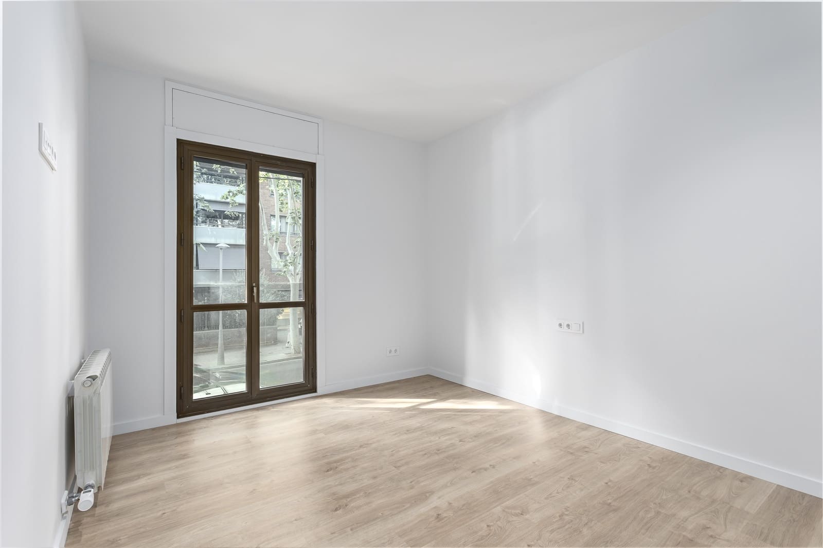 Piso de 6 habitaciones en Barcelona ciudad en venta con garaje - 1.495.000 € (Ref: 9275273)