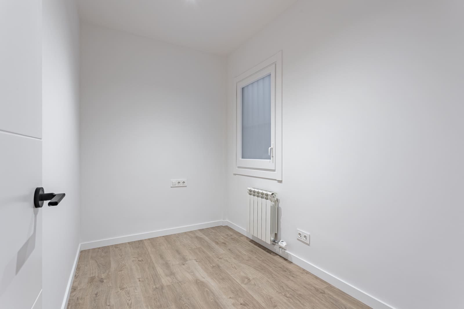 Piso de 6 habitaciones en Barcelona ciudad en venta con garaje - 1.495.000 € (Ref: 9275273)