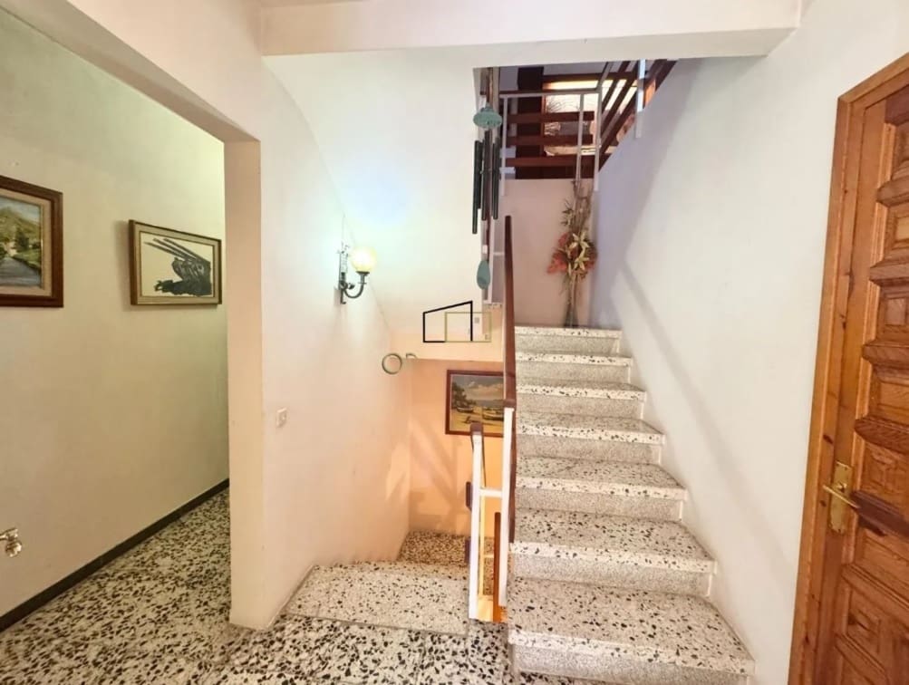 9 chambre Finca/Maison de Campagne à vendre à La Llacuna avec piscine garage - 425 000 € (Ref: 9261981)