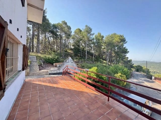 9 bedroom Finca/Country House for sale in La Llacuna with pool garage - € 425,000 (Ref: 9261981)