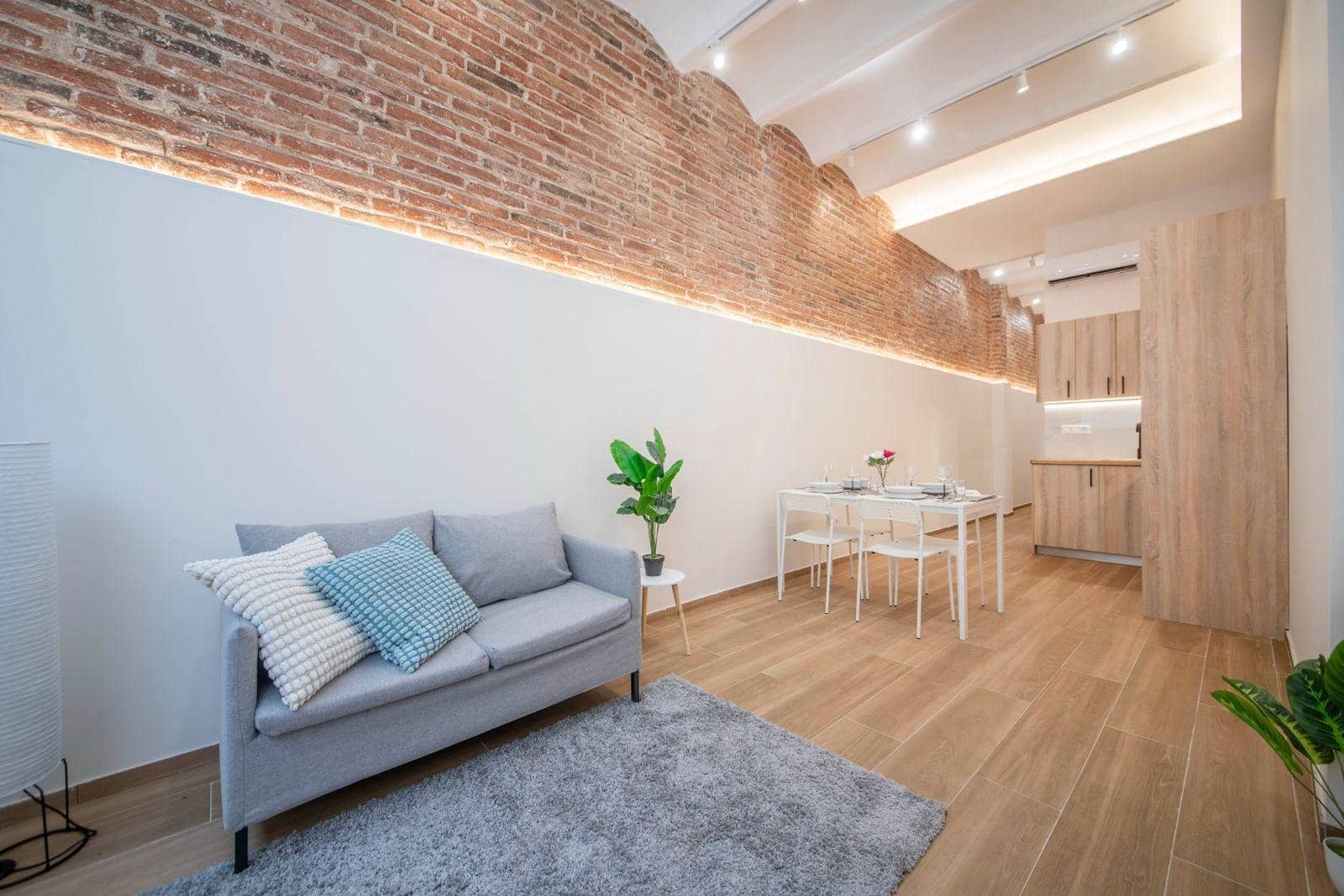 3 sovrum Lägenhet till salu i Barcelona stad - 379 000 € (Ref: 10059297)