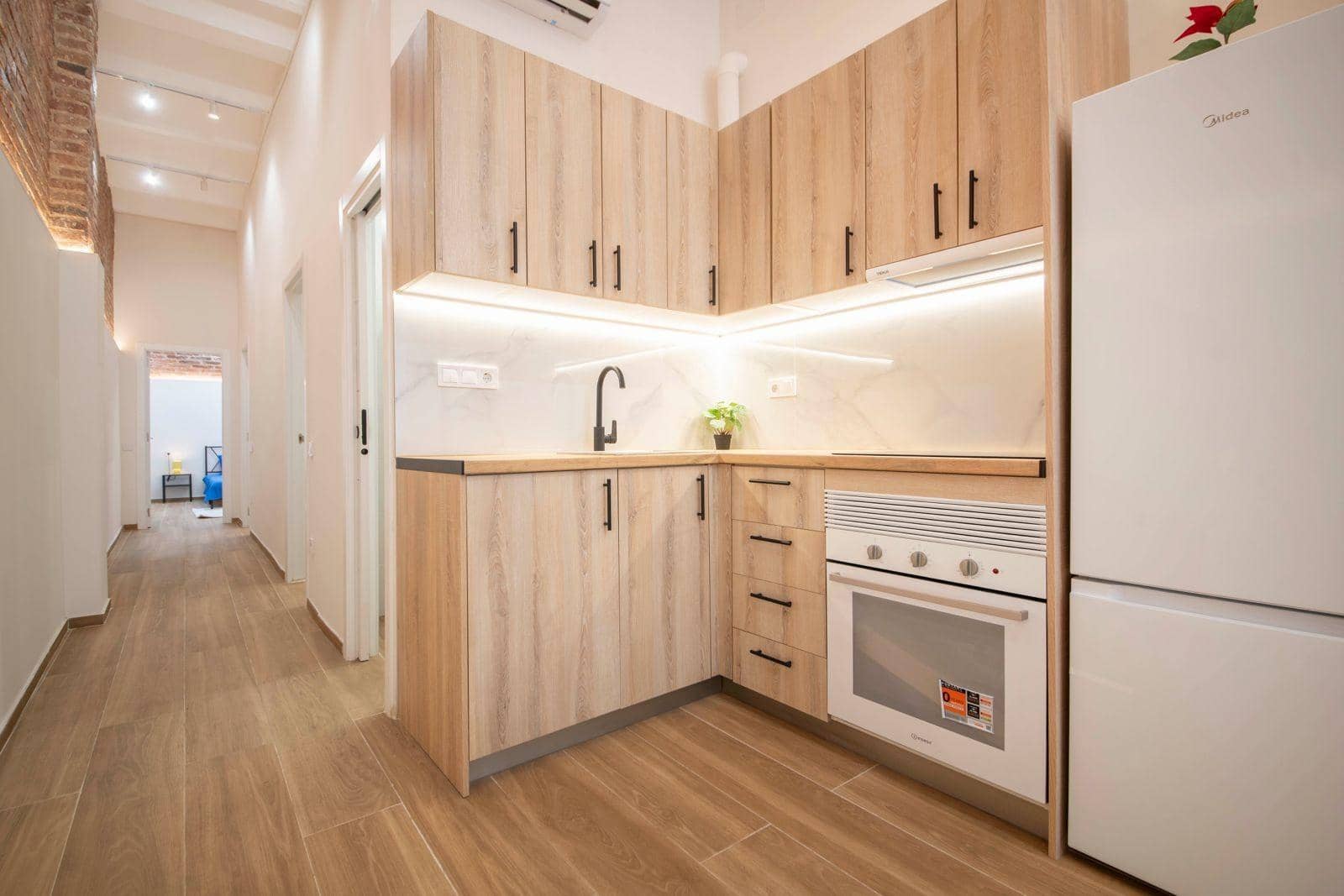 3 sovrum Lägenhet till salu i Barcelona stad - 379 000 € (Ref: 10059297)