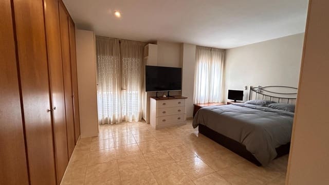 3 makuuhuone Kattohuoneisto myytävänä paikassa Lloret de Mar mukana 
autotalli - 345 000 € (Ref: 10139851)