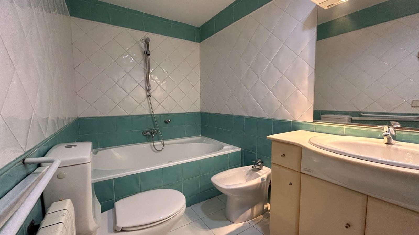 3 bedroom Penthouse for sale in Lloret de Mar with garage - € 345,000 (Ref: 10139851)