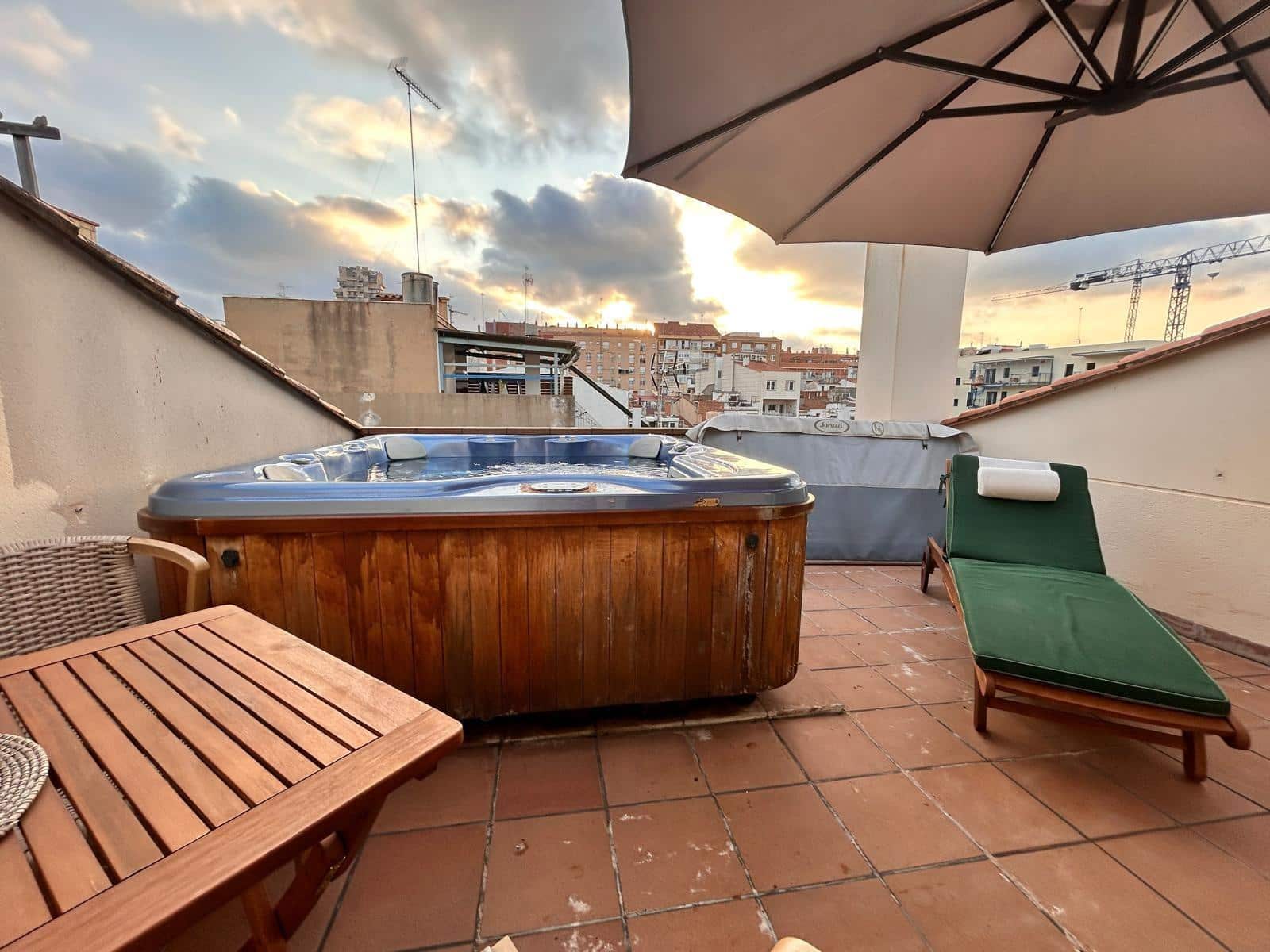 Casa de 4 habitaciones en Mataró en venta con garaje - 890.000 € (Ref: 10187246)