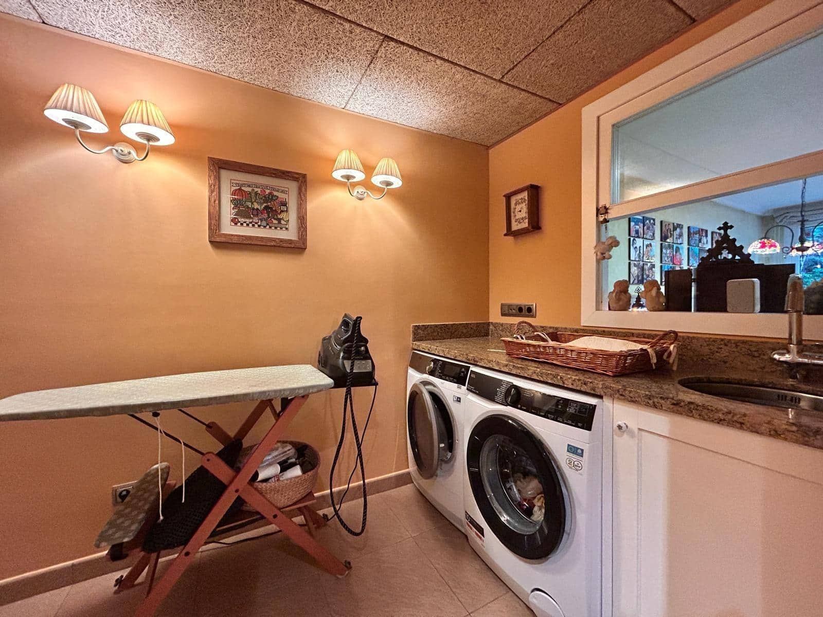 Casa de 4 habitaciones en Mataró en venta con garaje - 890.000 € (Ref: 10187246)