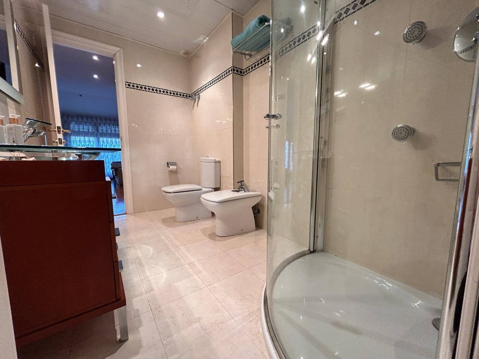 Casa de 4 habitaciones en Mataró en venta con garaje - 890.000 € (Ref: 10187246)