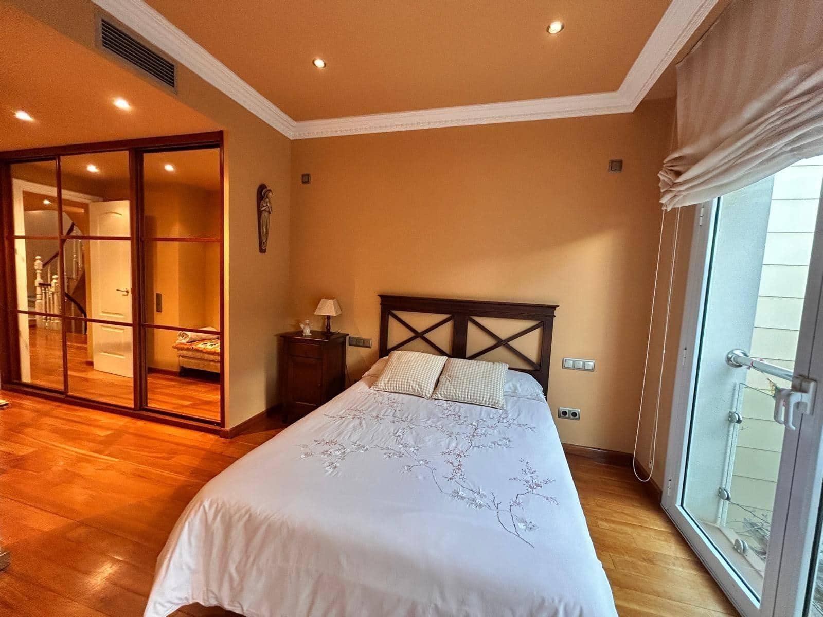Casa de 4 habitaciones en Mataró en venta con garaje - 890.000 € (Ref: 10187246)