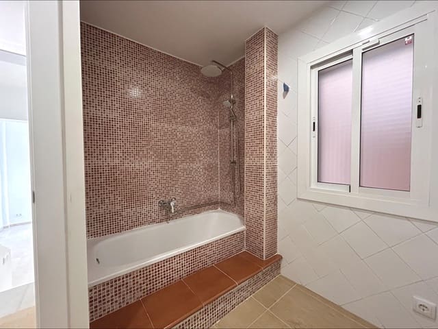1 quarto Apartamento para venda em Mataró - 205 000 € (Ref: 9956043)