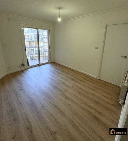 4 quarto Apartamento para venda em Mataró - 275 000 € (Ref: 9956044)
