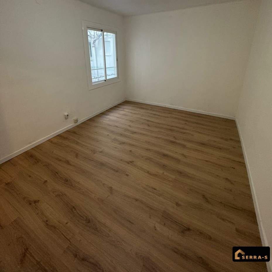 4 soveværelse Lejlighed til salg i Mataro - € 275.000 (Ref: 9956044)