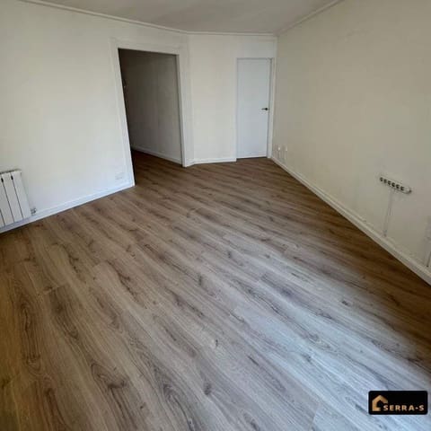 4 quarto Apartamento para venda em Mataró - 275 000 € (Ref: 9956044)