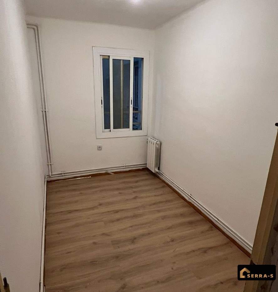 4 soveværelse Lejlighed til salg i Mataro - € 275.000 (Ref: 9956044)