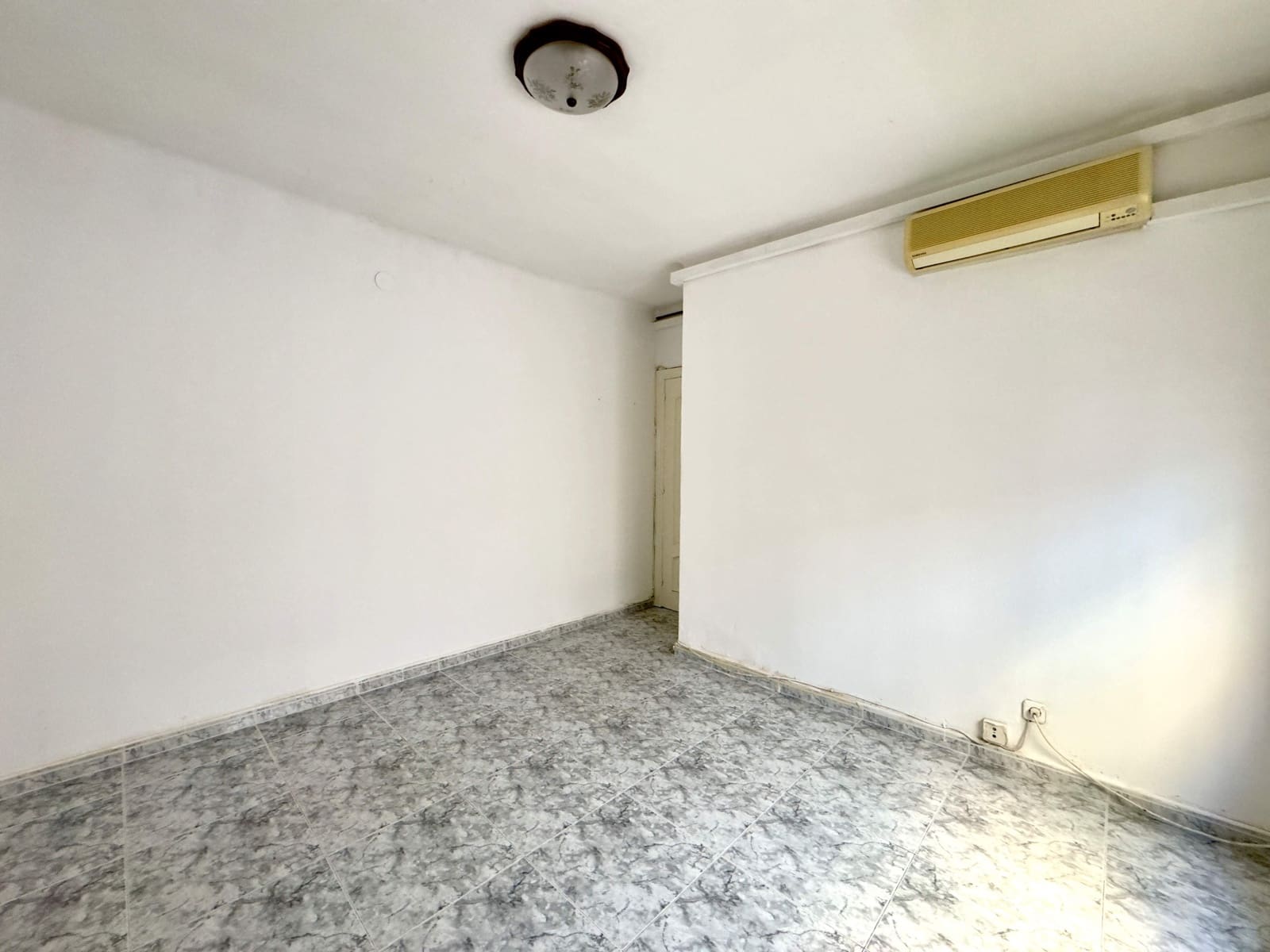 4 soveværelse Lejlighed til salg i Mataro - € 280.000 (Ref: 9956045)