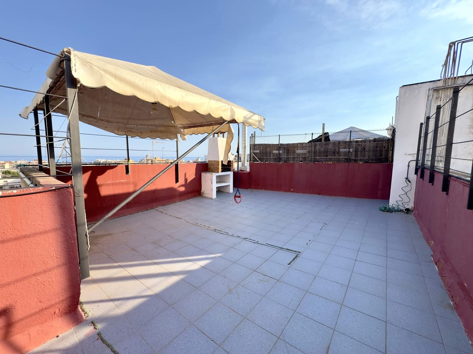 4 soveværelse Lejlighed til salg i Mataro - € 280.000 (Ref: 9956045)