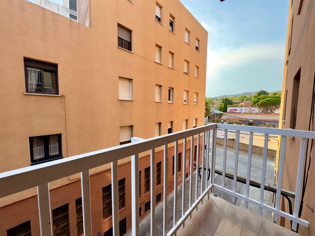 4 quarto Apartamento para venda em Mataró - 280 000 € (Ref: 9956045)