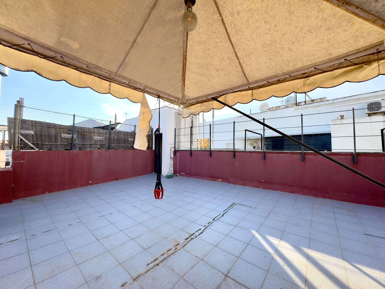 4 bedroom Flat for sale in Mataro - € 280,000 (Ref: 9956045)