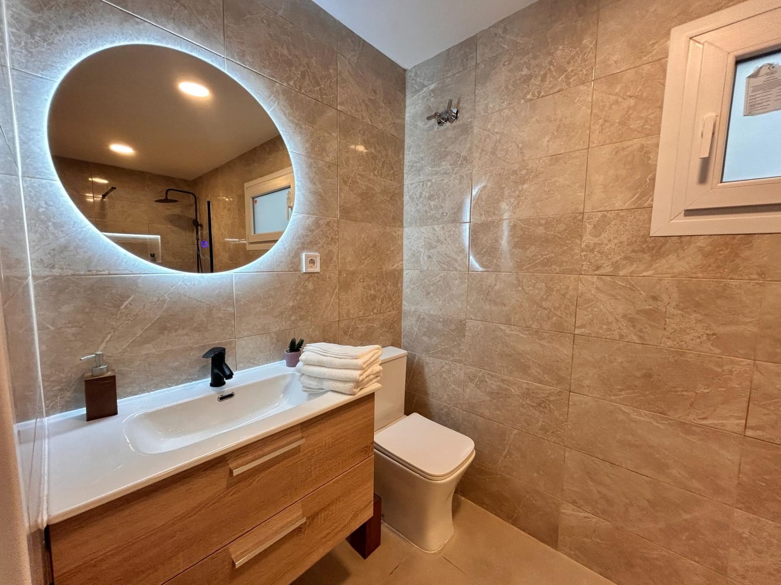 3 slaapkamer Flat te koop in Mataro - € 185.000 (Ref: 9956046)