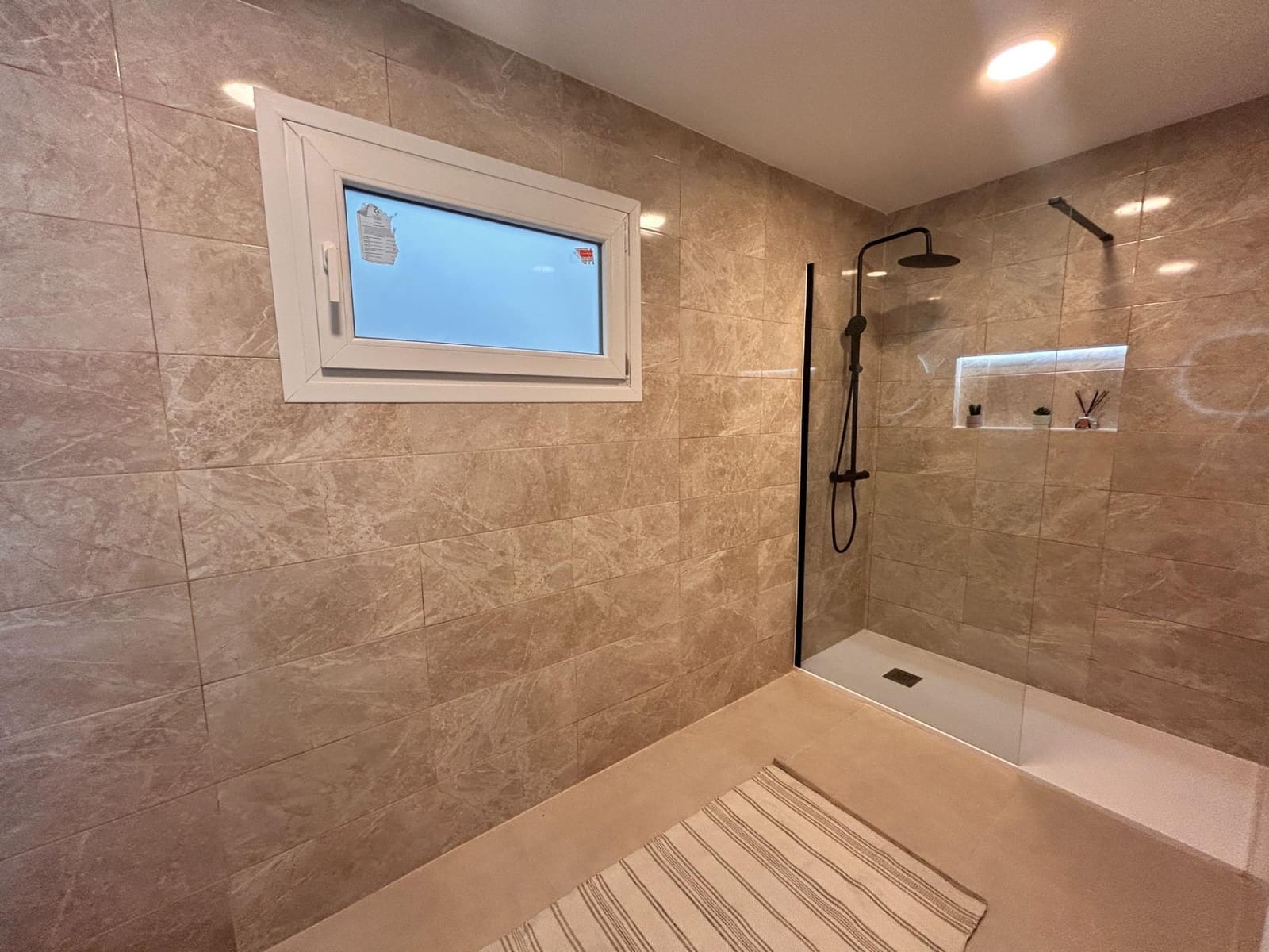 3 slaapkamer Flat te koop in Mataro - € 185.000 (Ref: 9956046)