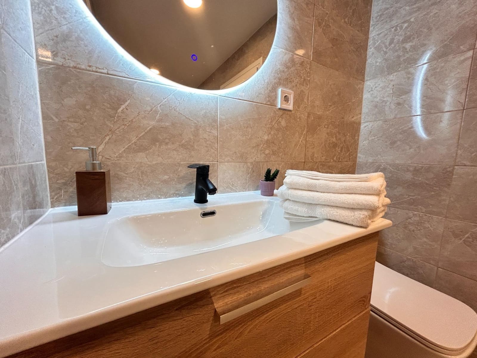 3 slaapkamer Flat te koop in Mataro - € 185.000 (Ref: 9956046)
