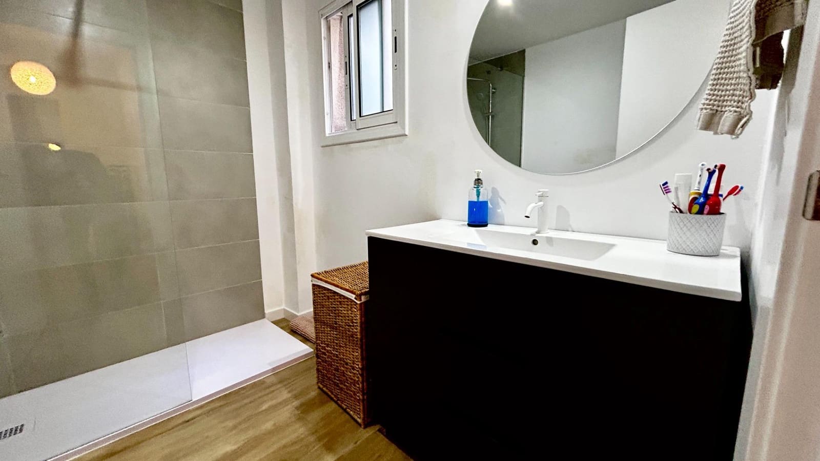 3 slaapkamer Penthouse te koop in Mataro - € 383.000 (Ref: 9956047)