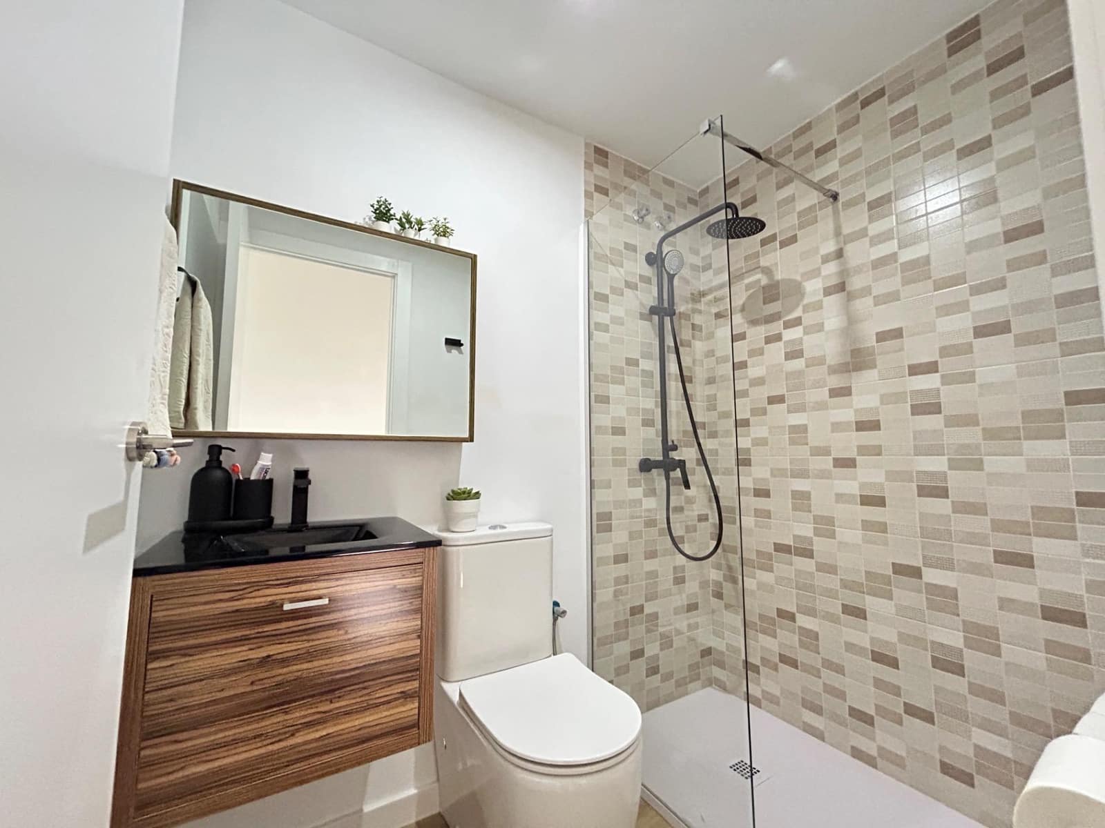 3 slaapkamer Penthouse te koop in Mataro - € 383.000 (Ref: 9956047)