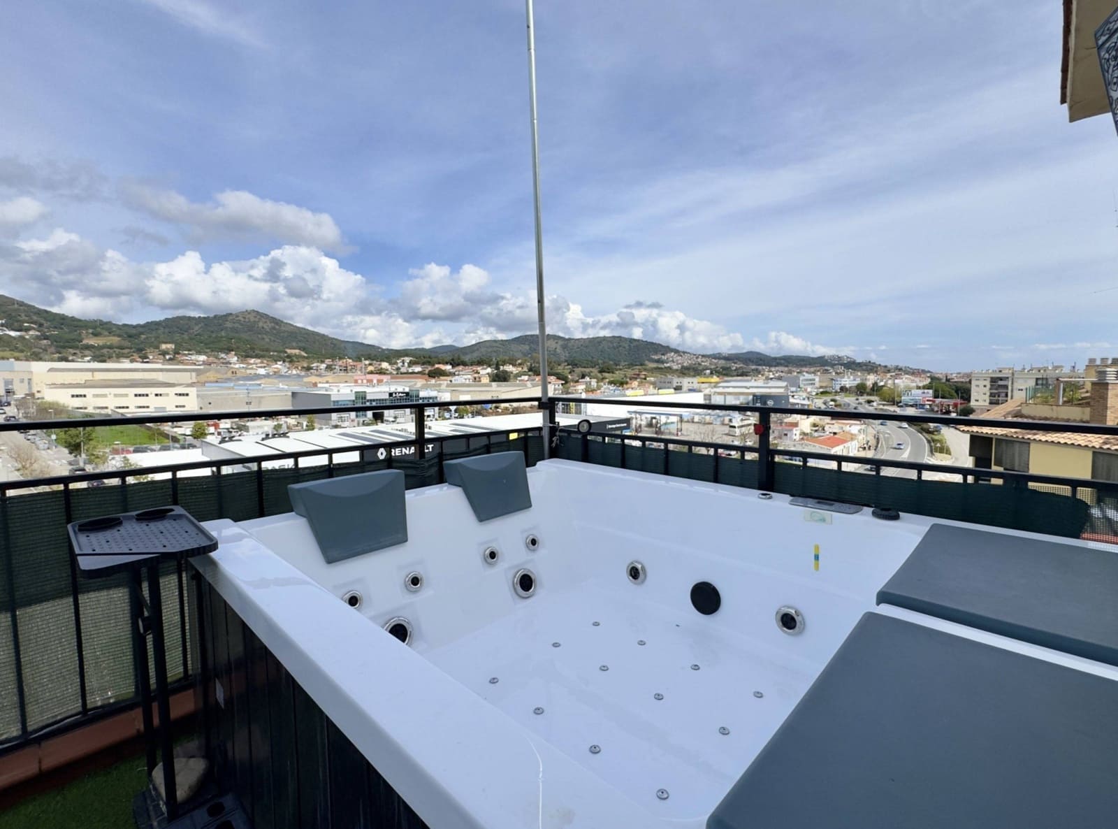 3 sypialnia Penthouse na sprzedaż w Pineda de Mar - 250 000 € (Ref: 9956048)