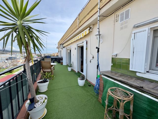 Ático de 3 habitaciones en Pineda de Mar en venta - 250.000 € (Ref: 9956048)