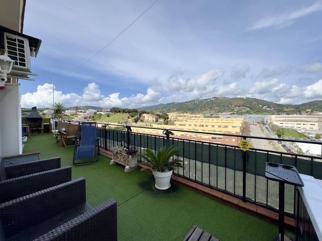 Ático de 3 habitaciones en Pineda de Mar en venta - 250.000 € (Ref: 9956048)