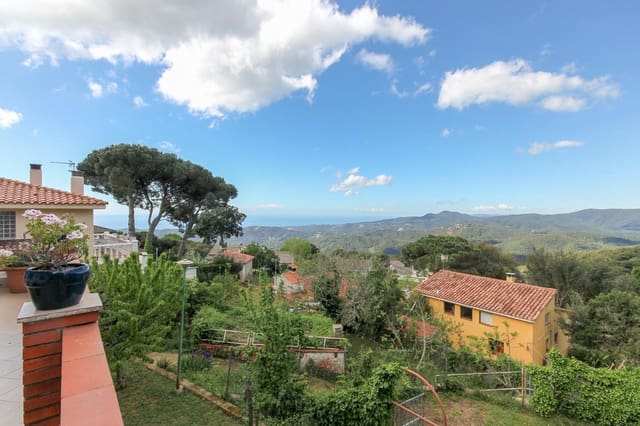 4 sypialnia Willa na sprzedaż w Sant Iscle de Vallalta z garażem - 279 000 € (Ref: 9956050)