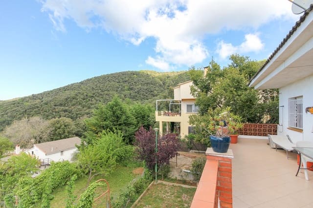 4 sypialnia Willa na sprzedaż w Sant Iscle de Vallalta z garażem - 279 000 € (Ref: 9956050)