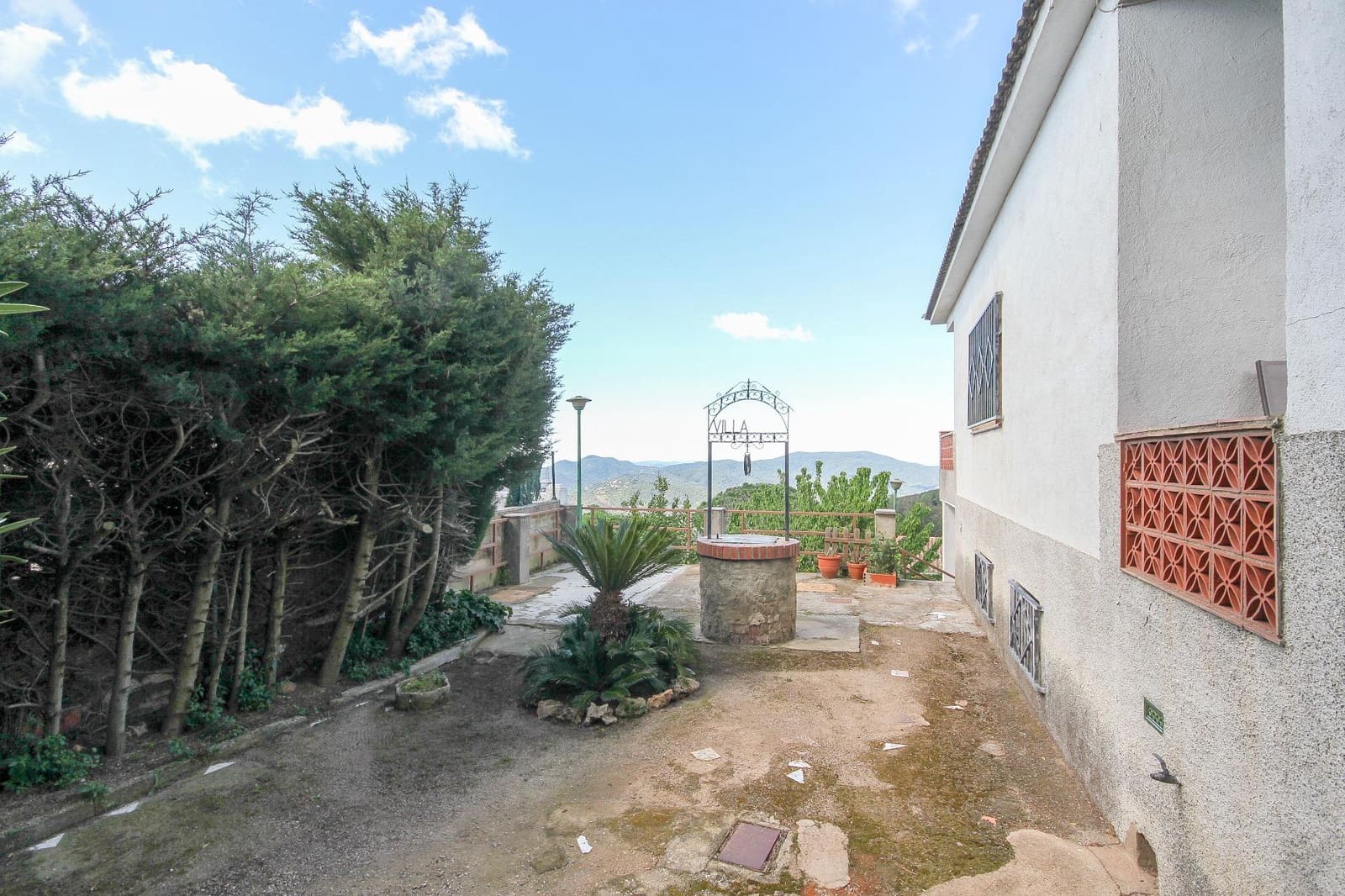 4 sypialnia Willa na sprzedaż w Sant Iscle de Vallalta z garażem - 279 000 € (Ref: 9956050)