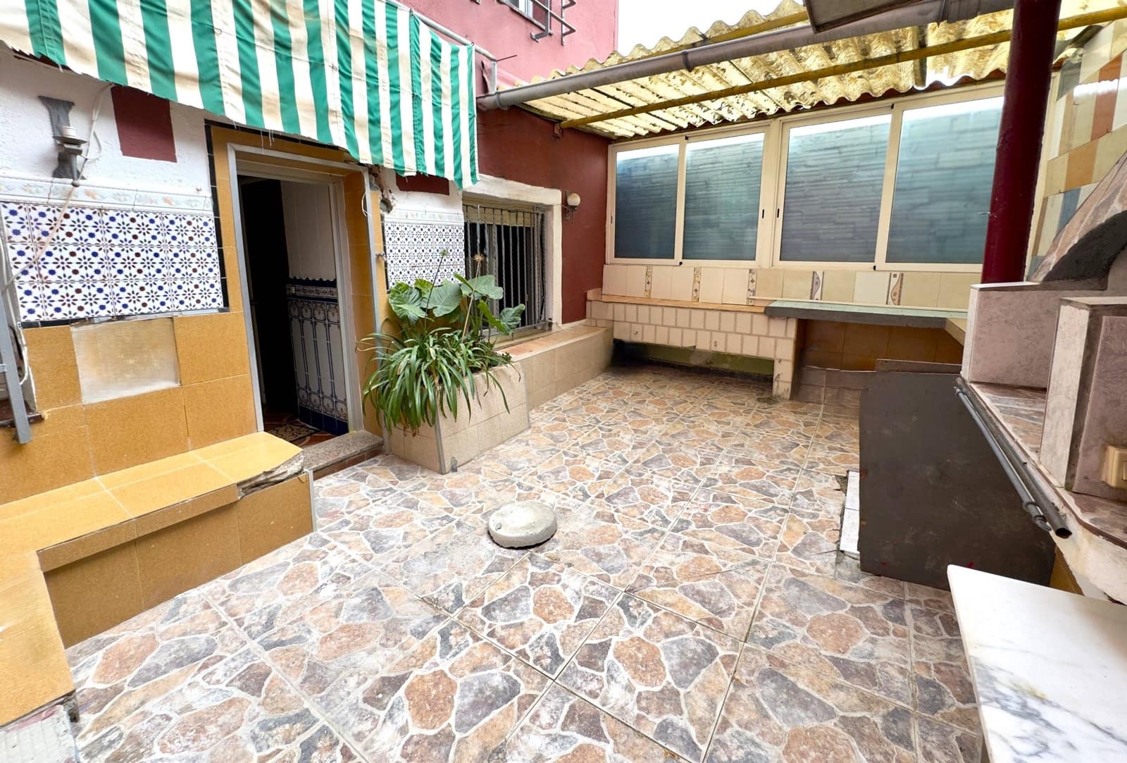 4 sovrum Radhus till salu i Blanes - 215 000 € (Ref: 9956053)